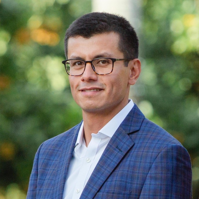 Portrait of Luiz Lopes